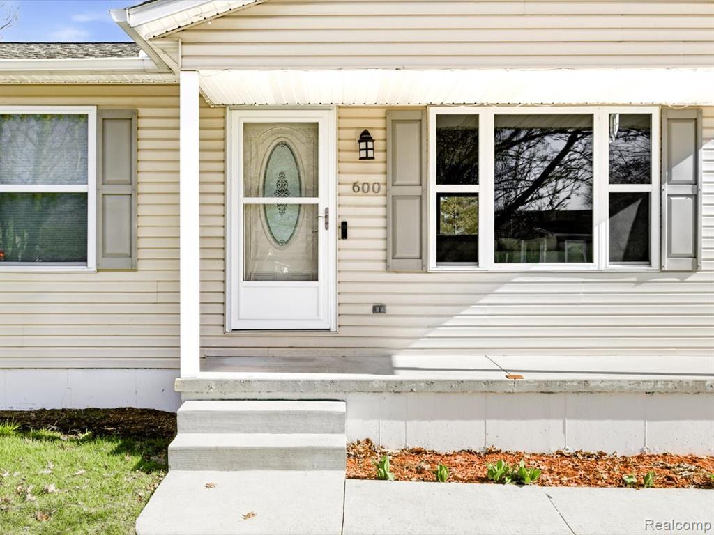 600 Applegate Drive, Marysville, MI 48040 — Photo 26