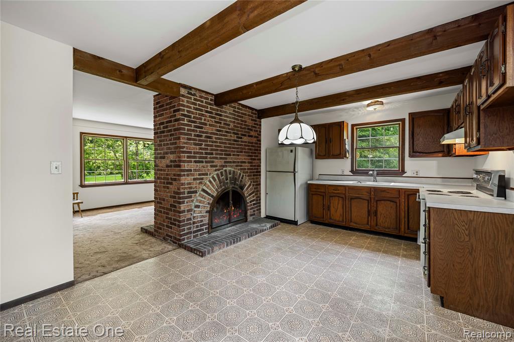 17240 Garvey, Chelsea, MI 48118 — Photo 7