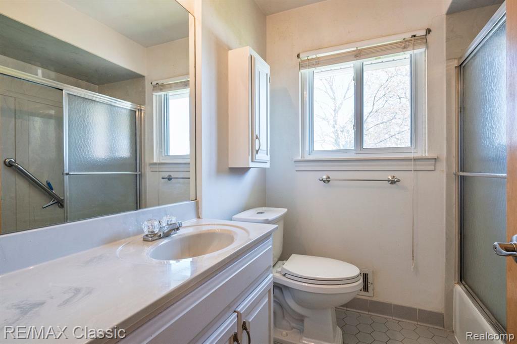 7349 IROQUOIS Street, Westland, MI — Photo 21