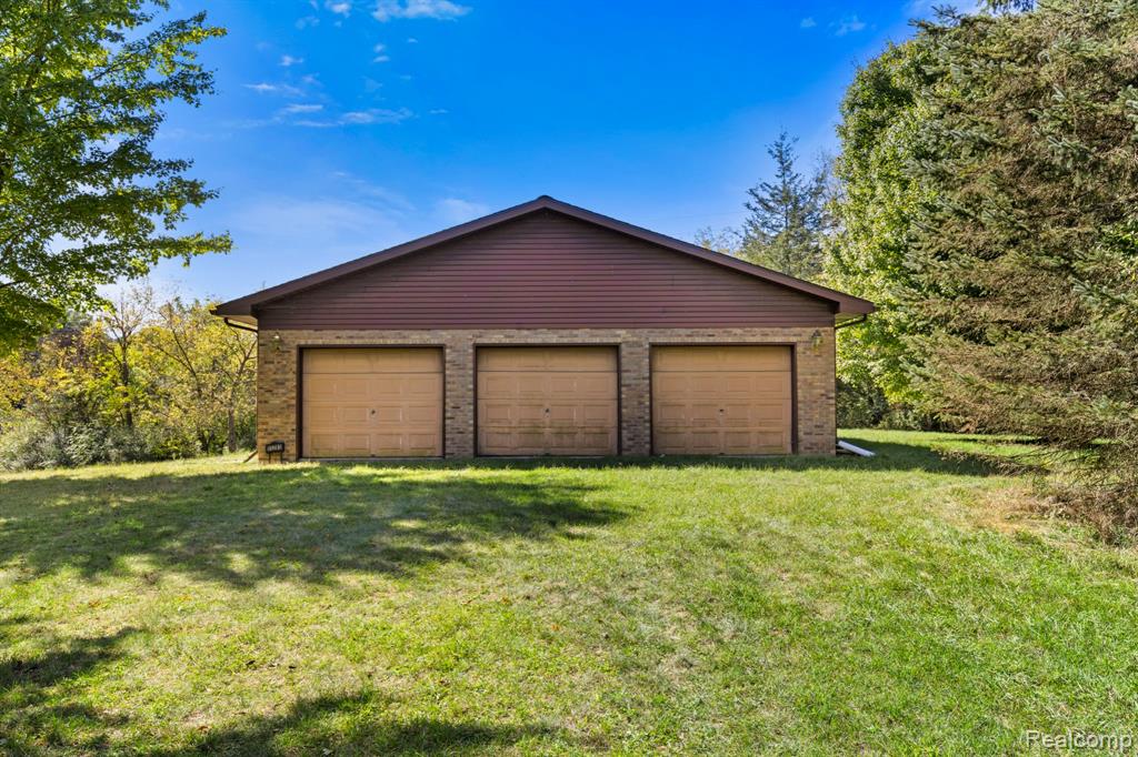 15281 US 12 Highway, Brooklyn, MI 49253 — Photo 36