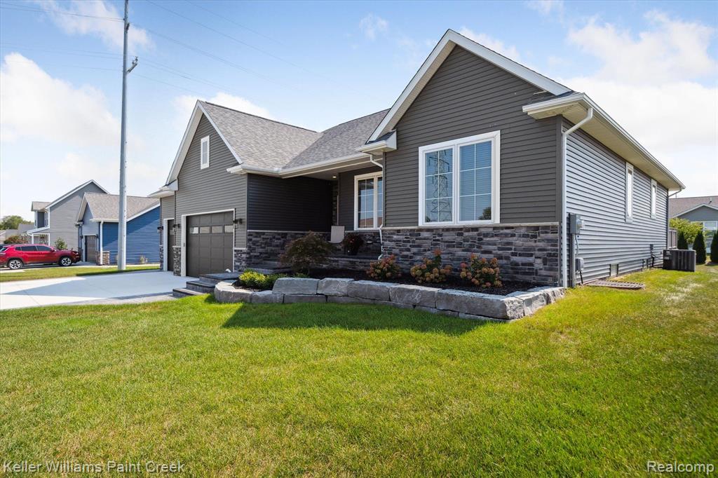 7804 Yorkshire Drive, Almont, MI 48003 — Photo 5