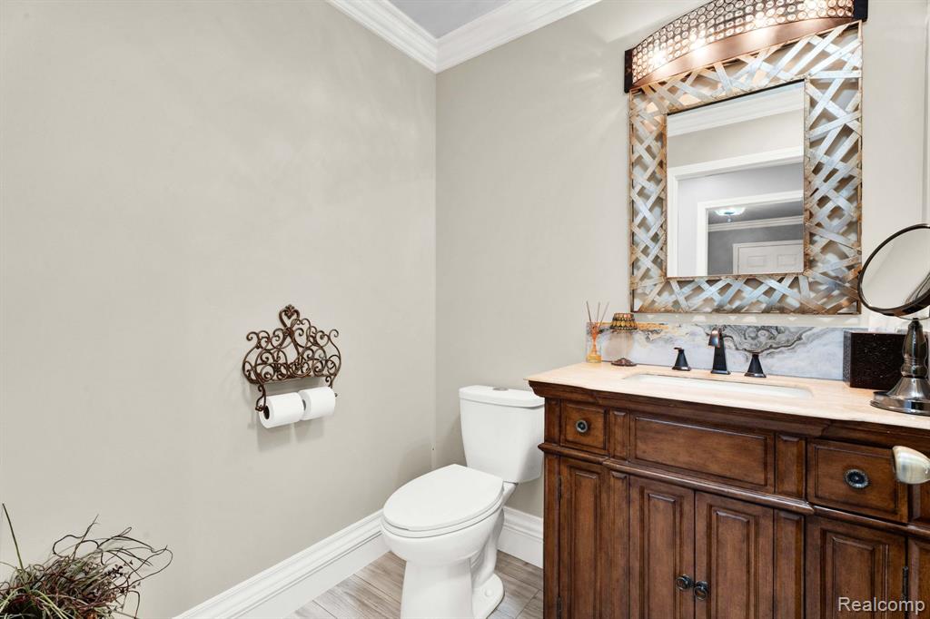 43576 INGLENOOK, Sterling Heights, MI 48314 — Photo 37