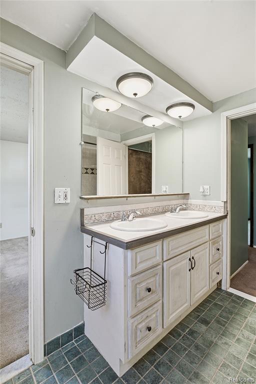 6230 Barker Drive, Waterford, MI 48329 — Photo 26