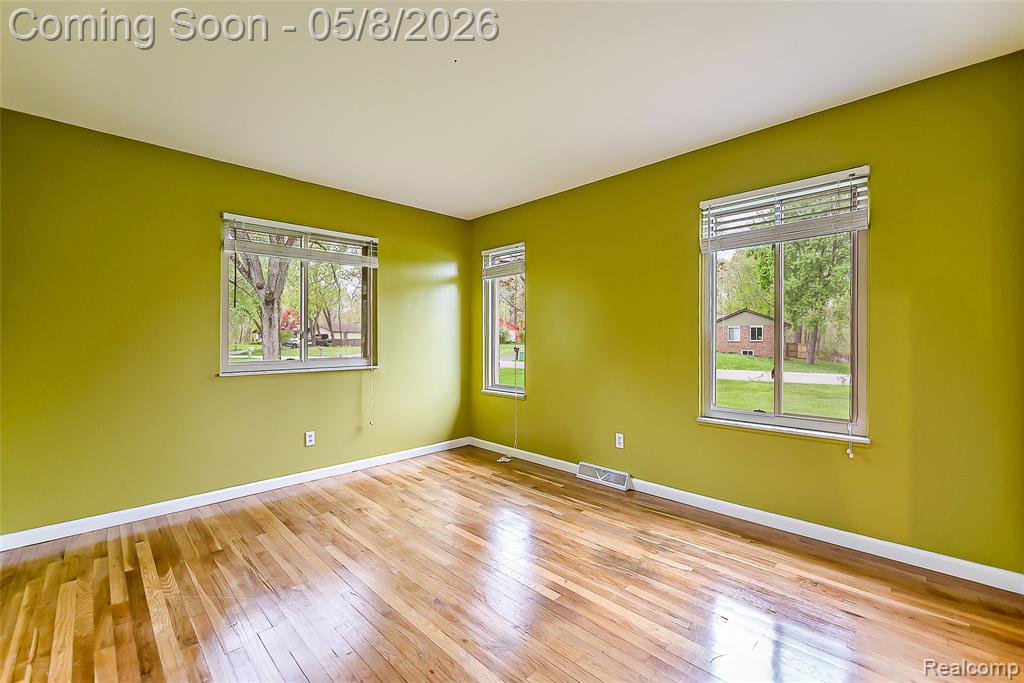 7584 Brookview Court, Brighton, MI 48116 — Photo 27