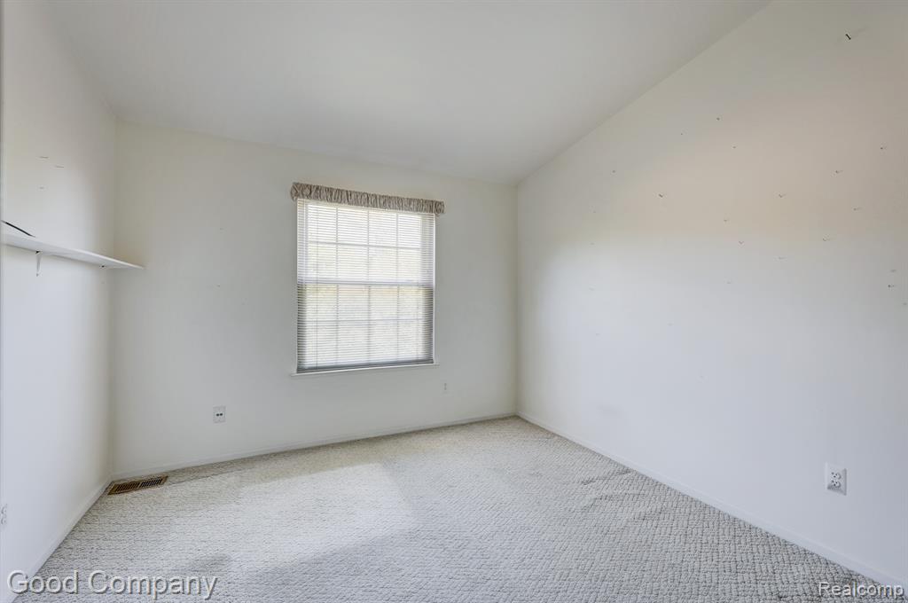 7354 Birkshire, West Bloomfield, MI — Photo 19