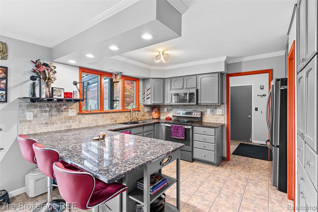 5950 Carscadden Way, Highland, MI — Photo 16