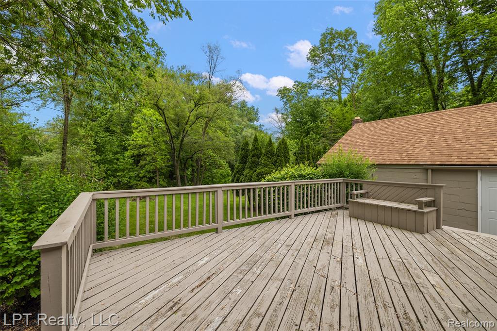 41400 Utica Road, Sterling Heights, MI 48313 — Photo 39