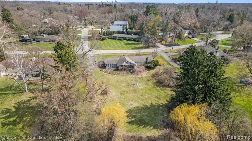6940 Castle Drive, Bloomfield Hills, MI 48301 — Photo 4