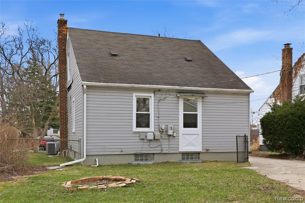 1799 Phillips Avenue, Berkley, MI 48072 — Photo 21