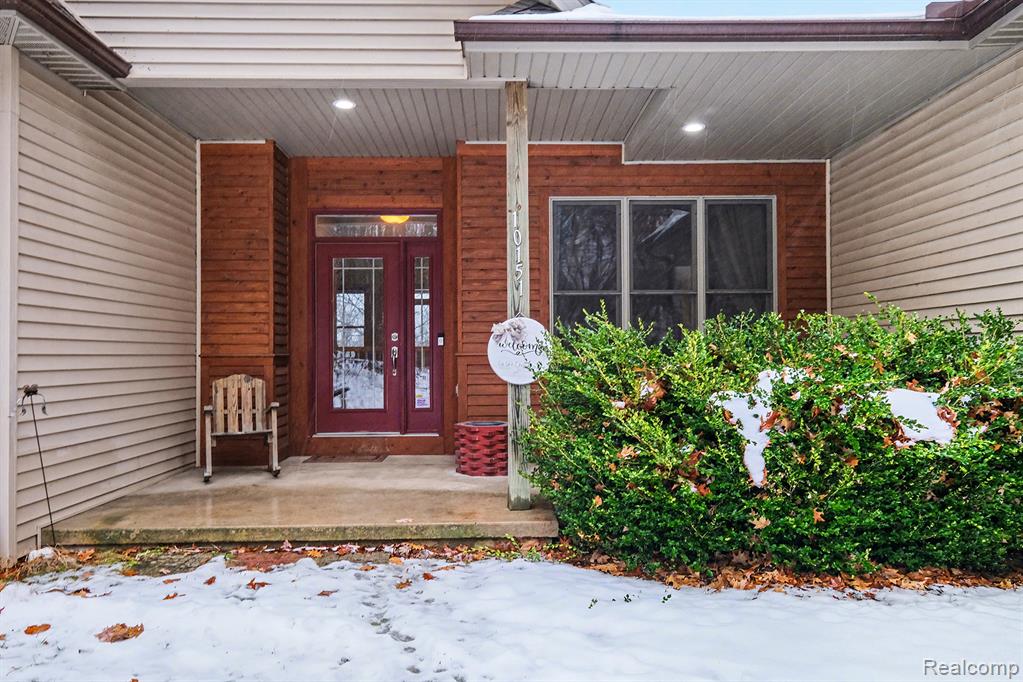 10151 Walnut Shores Drive, Fenton, MI 48430 — Photo 4