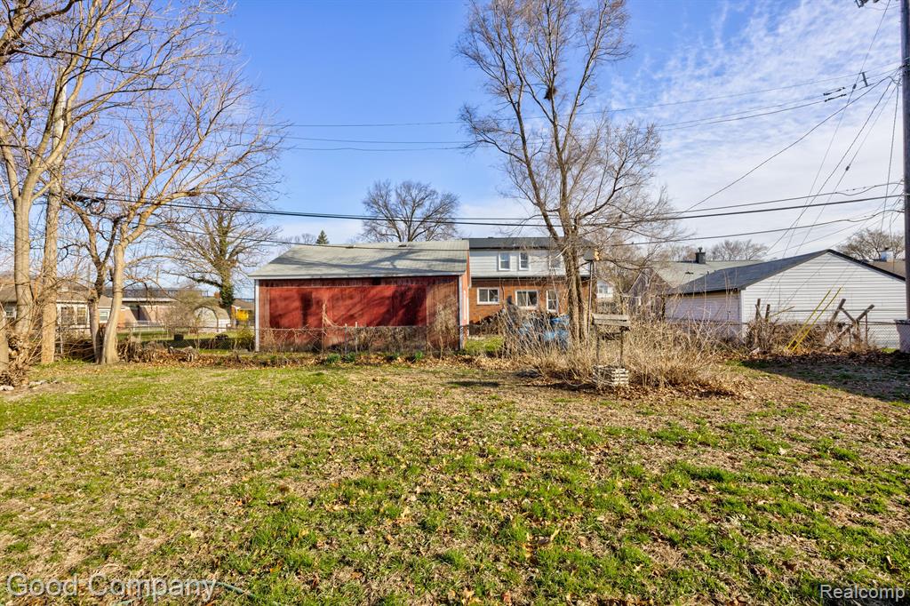 438 W MOREHOUSE Avenue, Hazel Park, MI 48030 — Photo 27