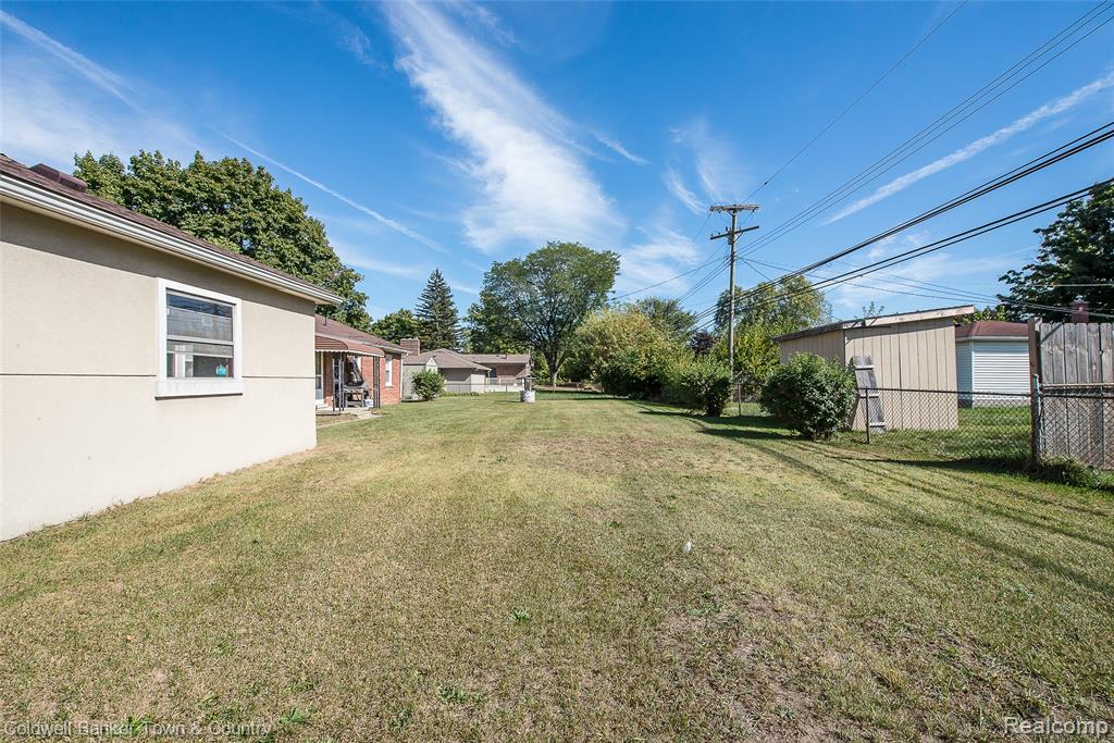 32297 Warren Road, Garden City, MI — Photo 38
