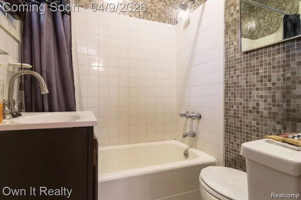 2358 NEIBEL Street, Hamtramck, MI 48212 — Photo 15