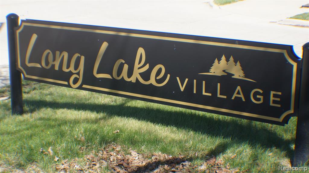 4609 CALVERT Court, Troy, MI 48085 — Photo 12