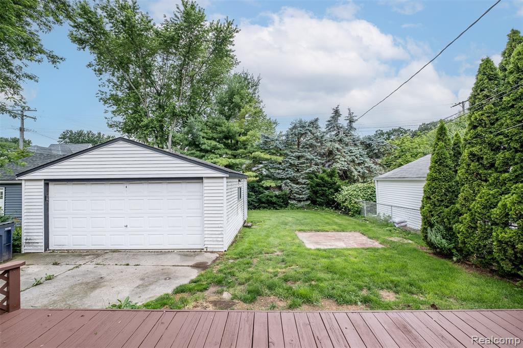 807 Vermont Avenue, Royal Oak, MI 48067 — Photo 42