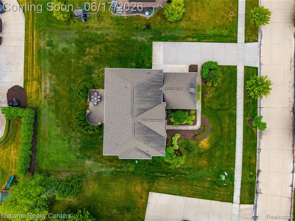52347 Ferndale Drive, Northville, MI 48167 — Photo 39