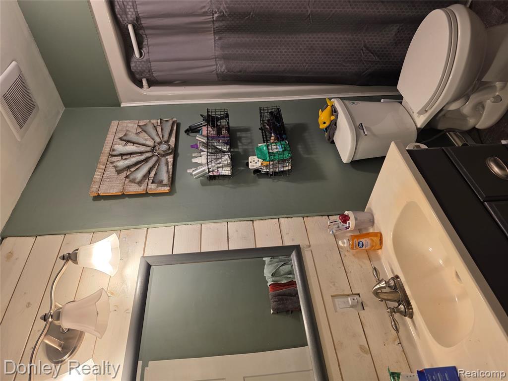4053 Frenchline Road, Marlette, MI 48453 — Photo 17