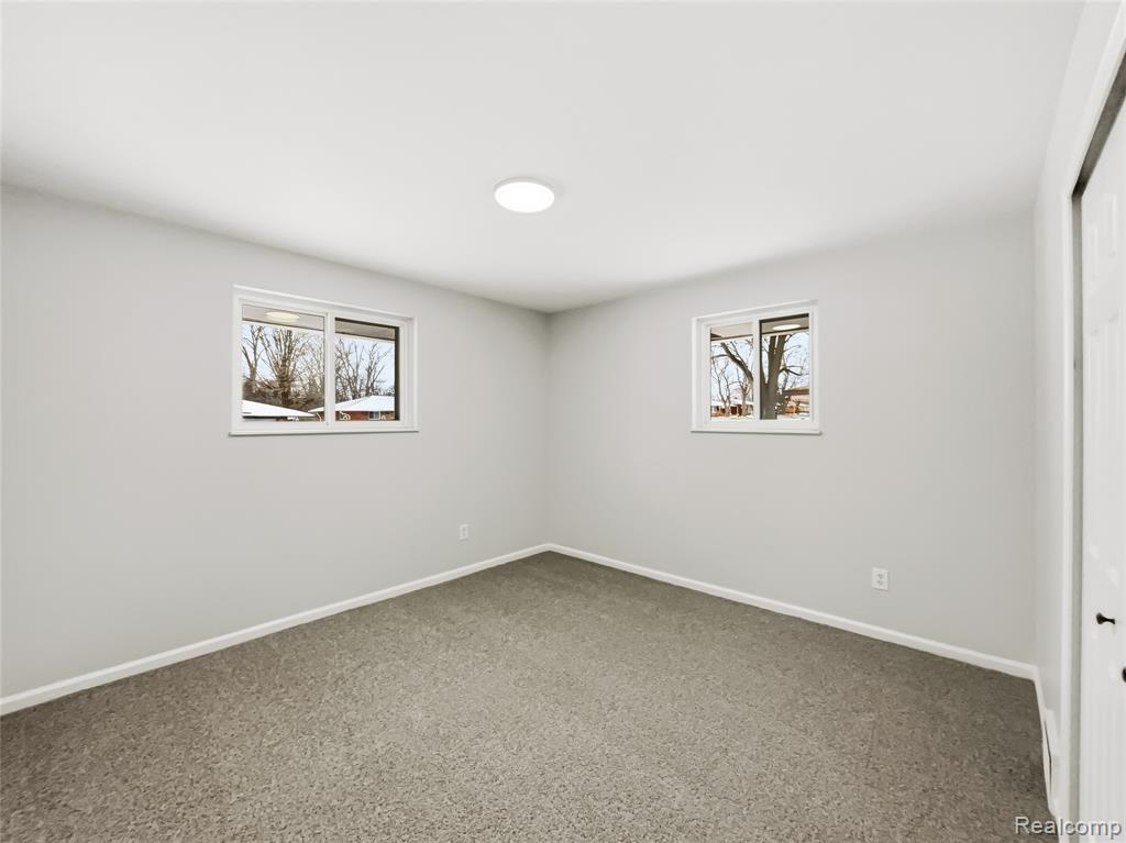 770 Sheryl Drive, Waterford, MI 48328 — Photo 4