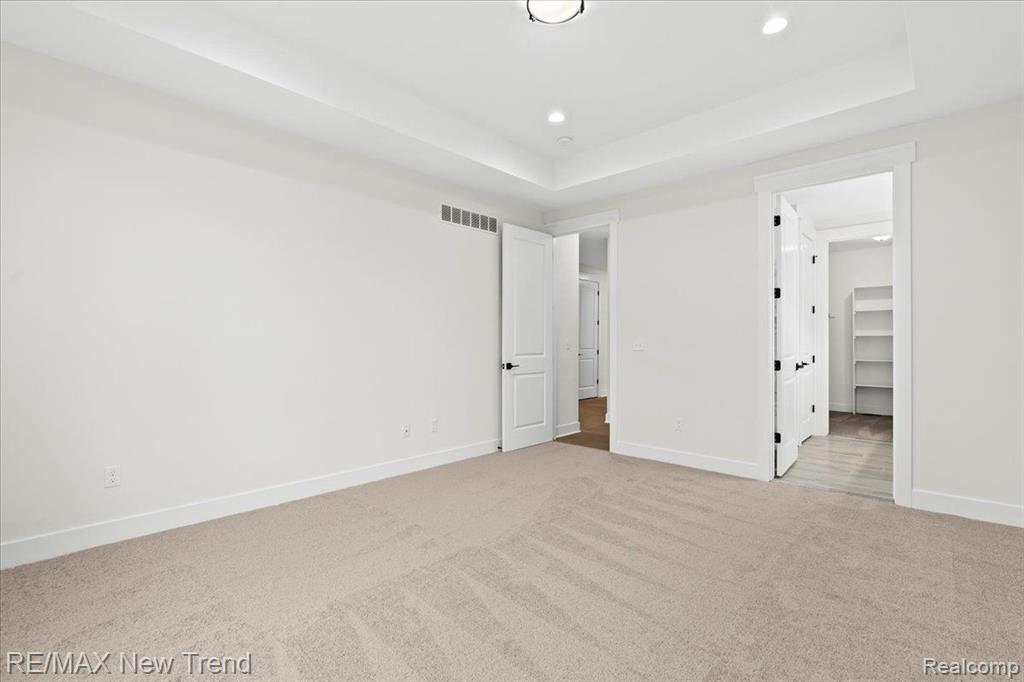 7836 Trailside Court, West Bloomfield, MI 48323 — Photo 13