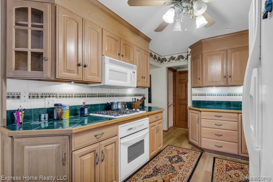 41816 Langley Drive, Sterling Heights, MI 48313 — Photo 13