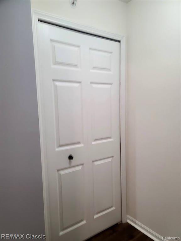 30018 HERITAGE Parkway, Warren, MI 48092 — Photo 21