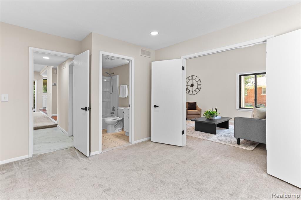 5086 FALMOUTH Drive, Troy, MI 48085 — Photo 19