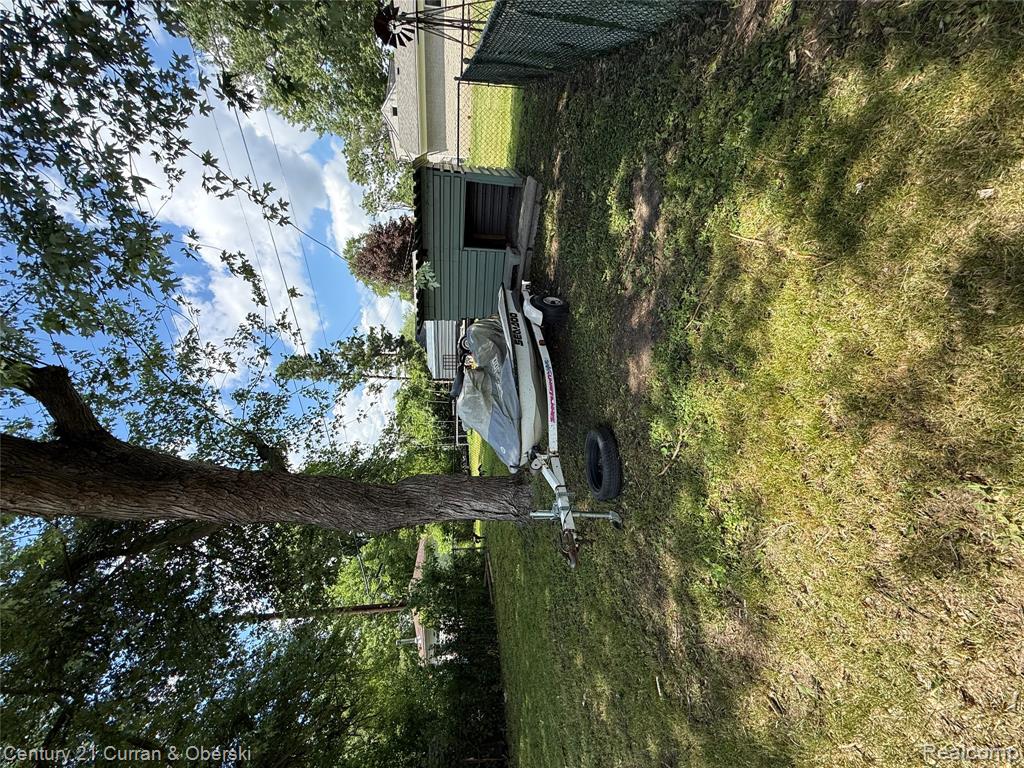 18720 Powers Avenue, Dearborn Heights, MI 48125 — Photo 5