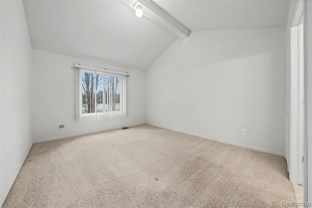 45467 Coachfort Drive, Macomb, MI 48044 — Photo 17
