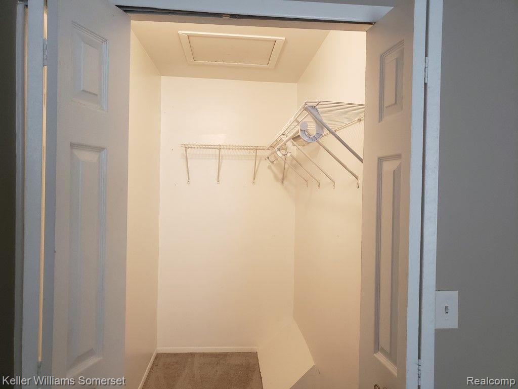 39975 CROSSWINDS, Novi, MI — Photo 29