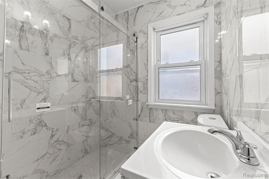 6553 Orchard Avenue, Dearborn, MI 48126 — Photo 16