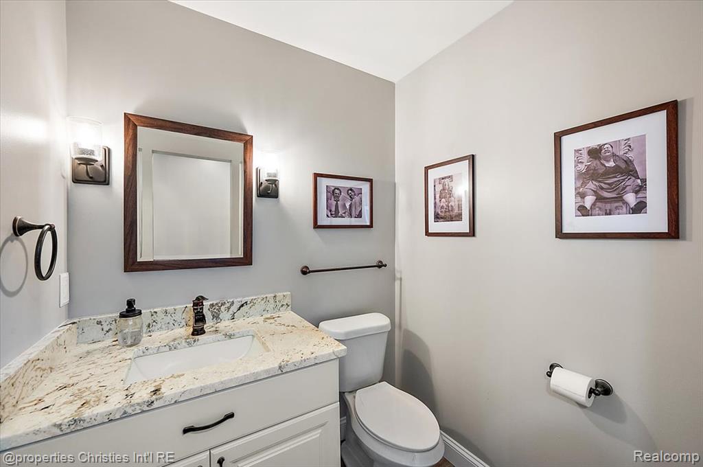 5160 Old Mill Road, Rochester, MI 48306 — Photo 93