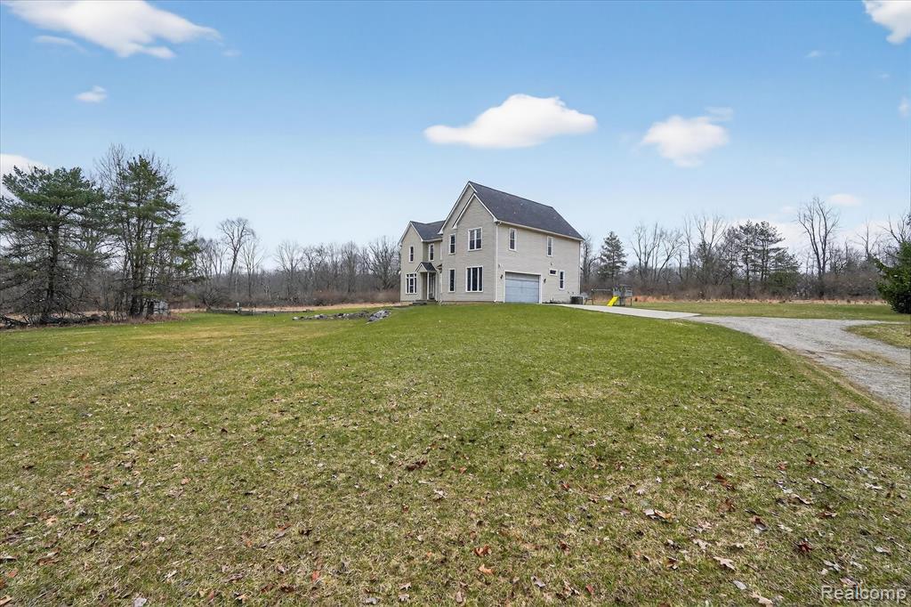 5640 Fisher Road, Howell, MI 48855 — Photo 5