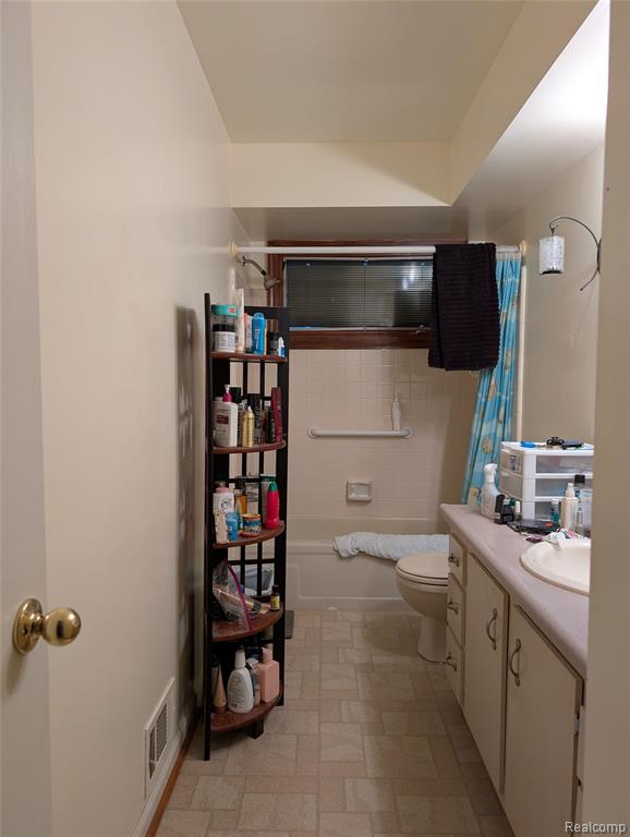 16318 Wellington Avenue, Roseville, MI 48066 — Photo 27