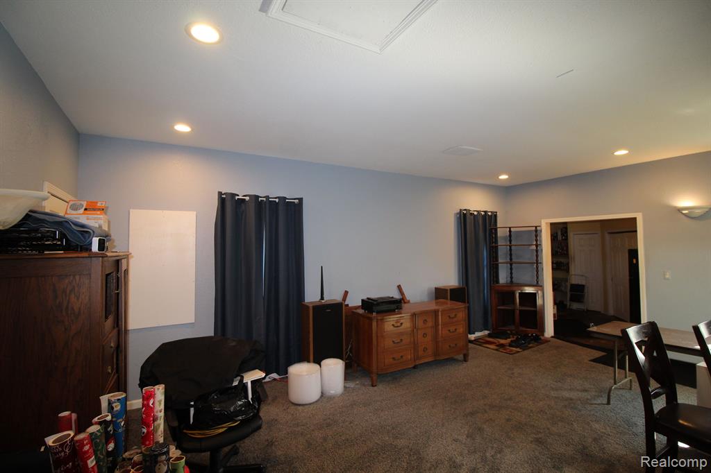 1228 Elliott Road, Fowlerville, MI 48836 — Photo 38