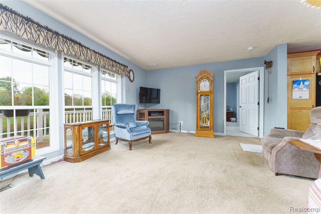5601 Lovejoy Road, Byron, MI 48418 — Photo 3