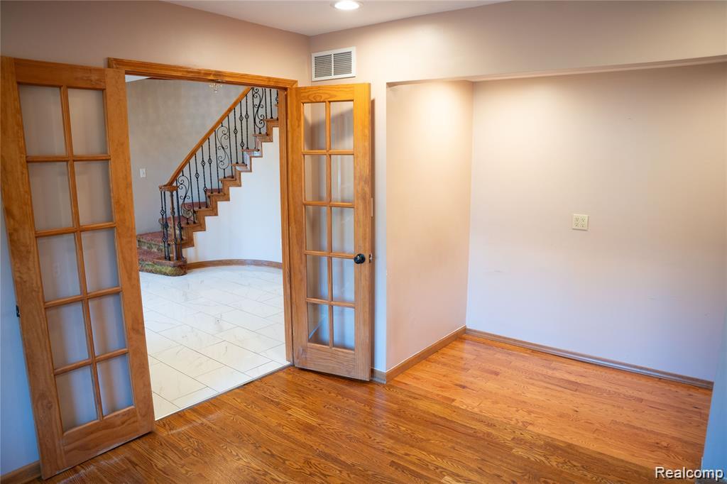 6651 Arlington Drive, West Bloomfield, MI — Photo 24