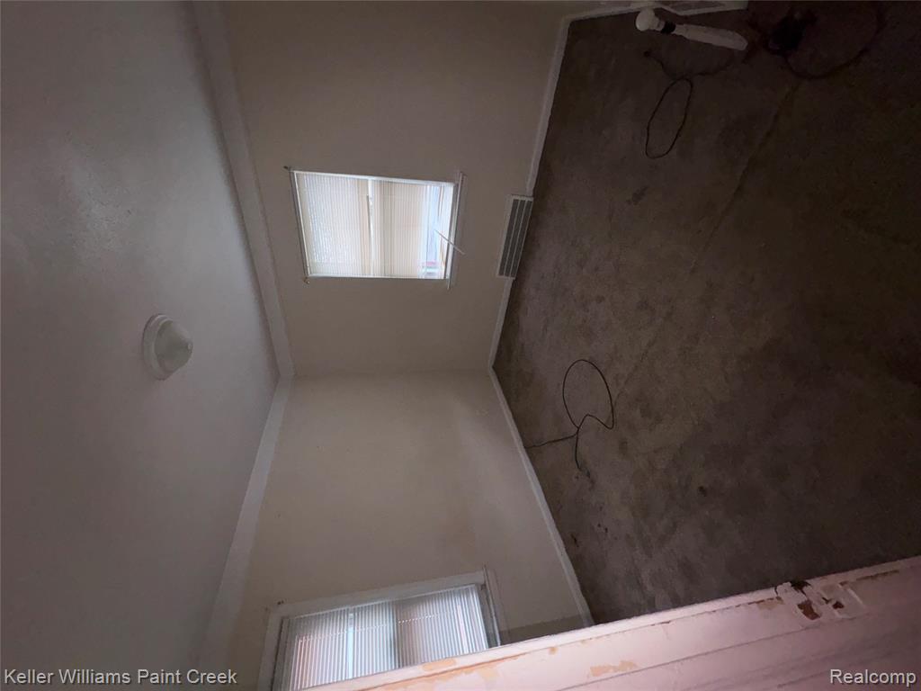 20083 Bradford Street, Detroit, MI 48205 — Photo 8