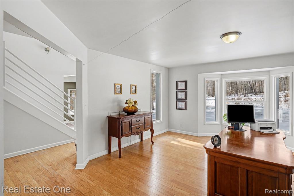 18403 Taylor Lake Road, Holly, MI 48442 — Photo 12