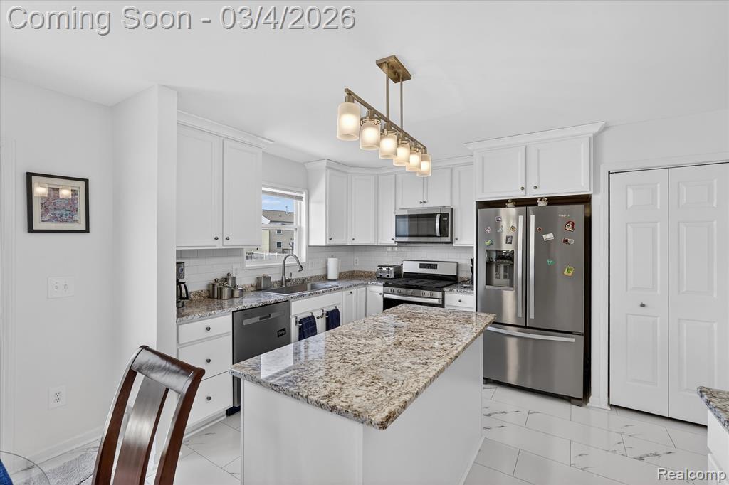 3073 Misty Creek Drive, Swartz Creek, MI 48473 — Photo 11