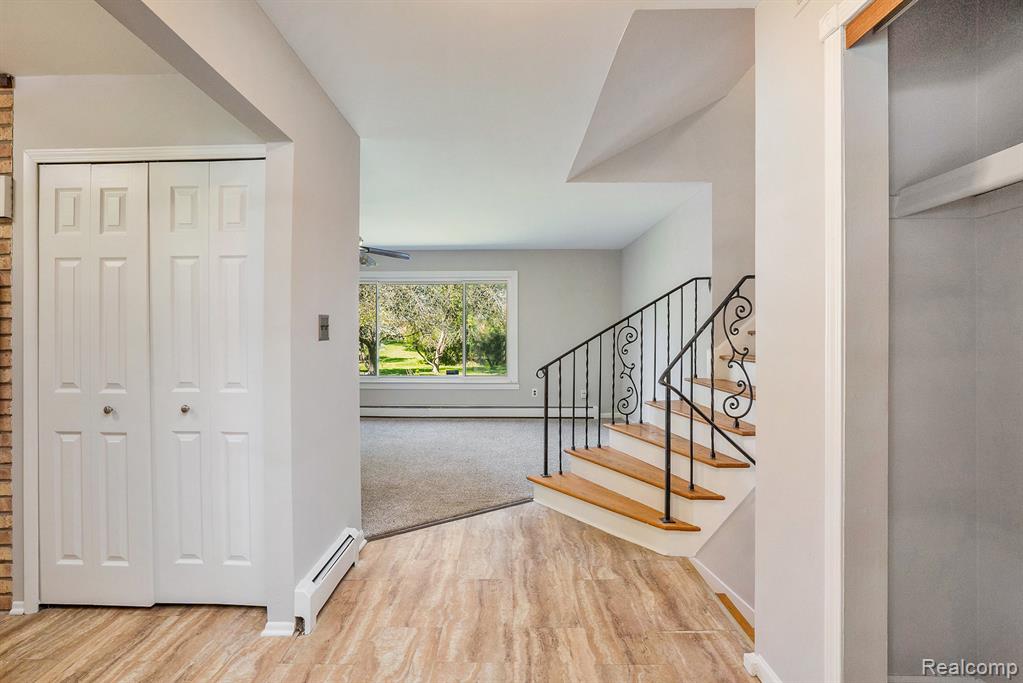4516 Kevin Court, West Bloomfield, MI — Photo 6
