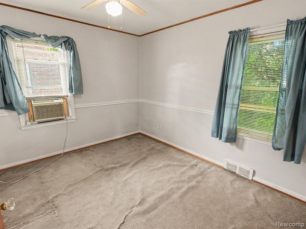 6350 Robinson Avenue, Allen Park, MI 48101 — Photo 11