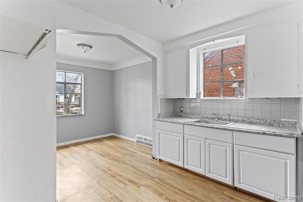 9327 Stout Street, Detroit, MI 48228 — Photo 9