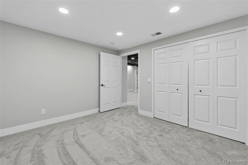 61019 Evergreen Court, South Lyon, MI 48178 — Photo 40