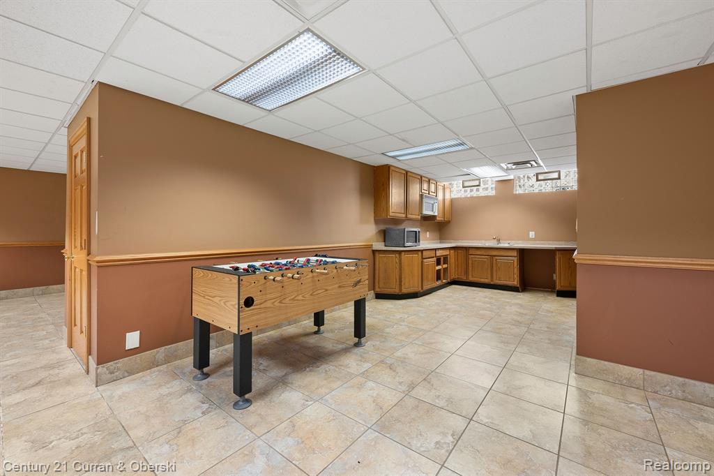 3 CABRI Lane, Dearborn Heights, MI 48127 — Photo 35