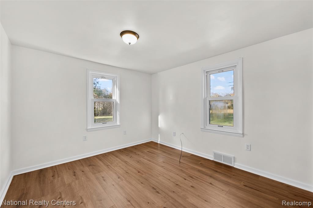 29842 Fort Road, Rockwood, MI — Photo 37
