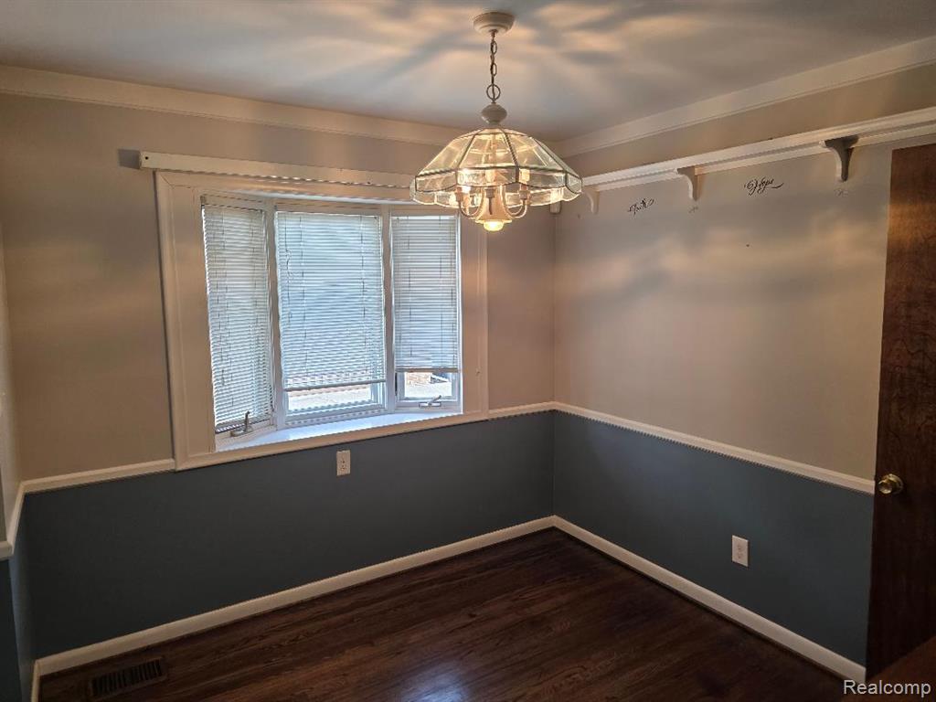 32620 Maplewood Street, Garden City, MI — Photo 16