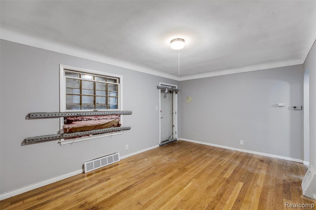 16446 E State Fair Street, Detroit, MI 48205 — Photo 7