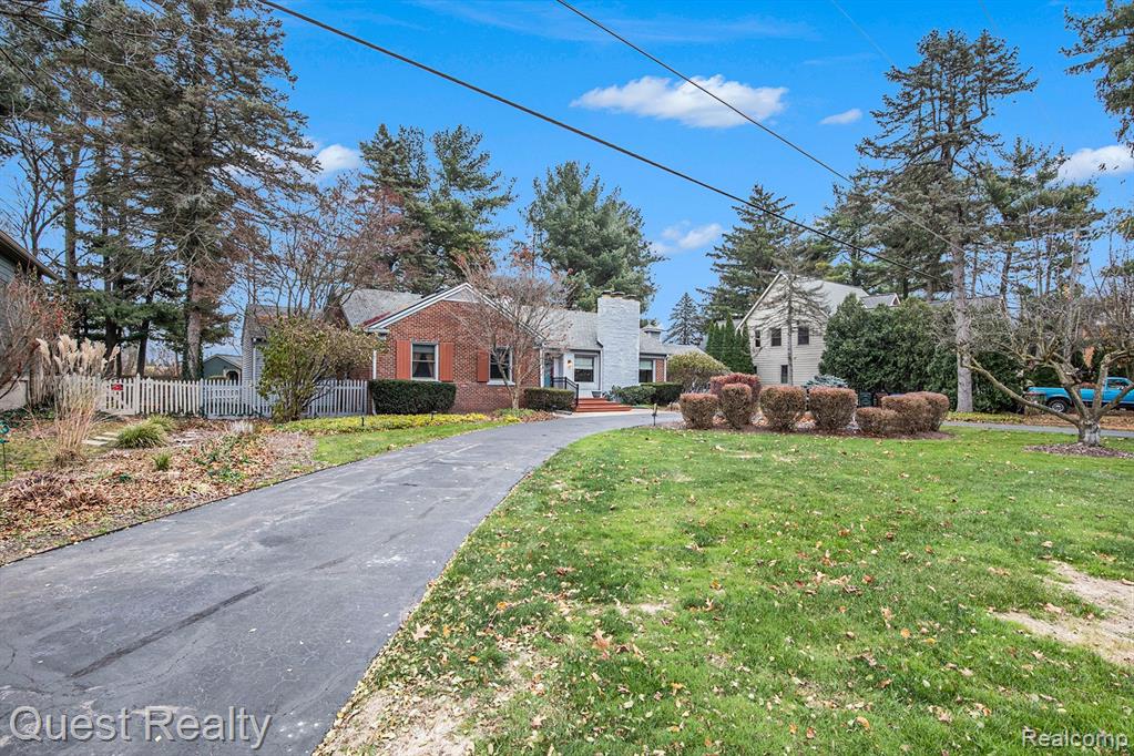 49830 SHELBY Road, Shelby Twp, MI 48317 — Photo 3