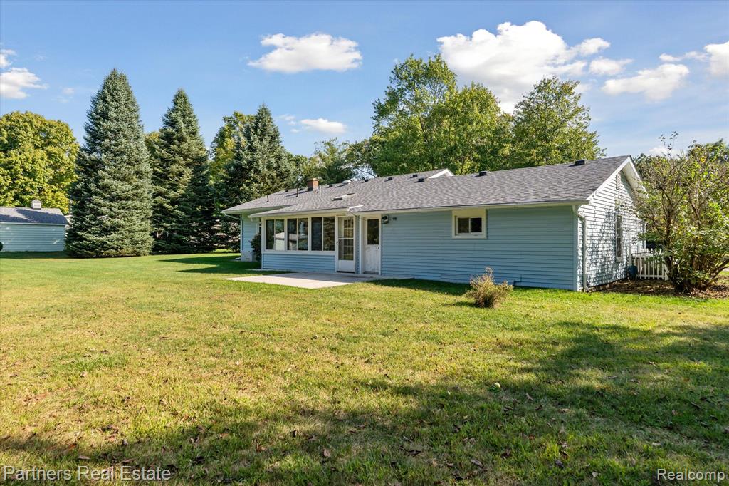 6505 Strawberry Lake Road, Hamburg, MI — Photo 61