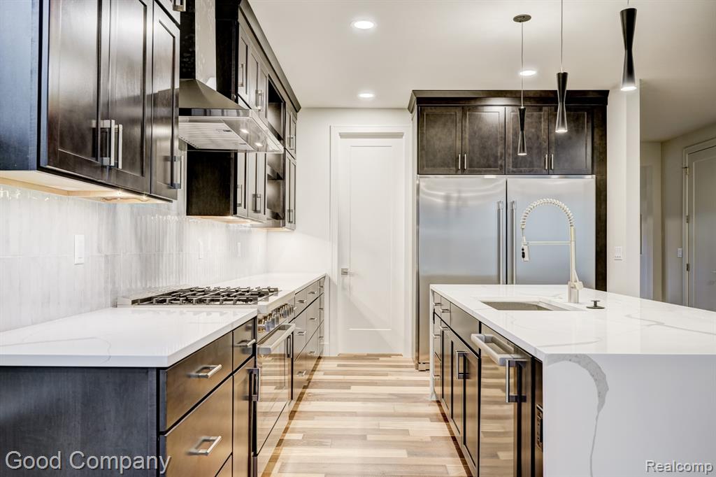 812 Irving Avenue, Royal Oak, MI 48067 — Photo 24